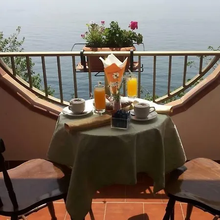 ゲストハウス Camere Santa Margherita