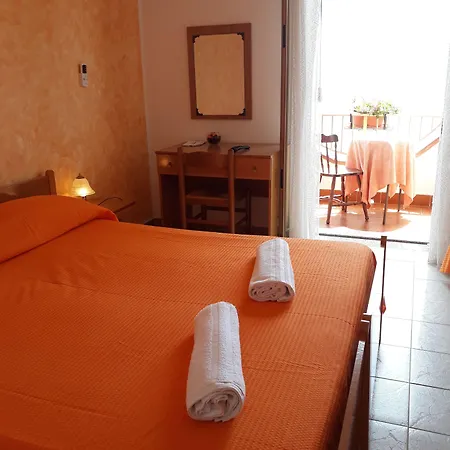 ゲストハウス Camere Santa Margherita 4*