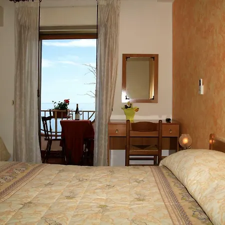 ゲストハウス Camere Santa Margherita